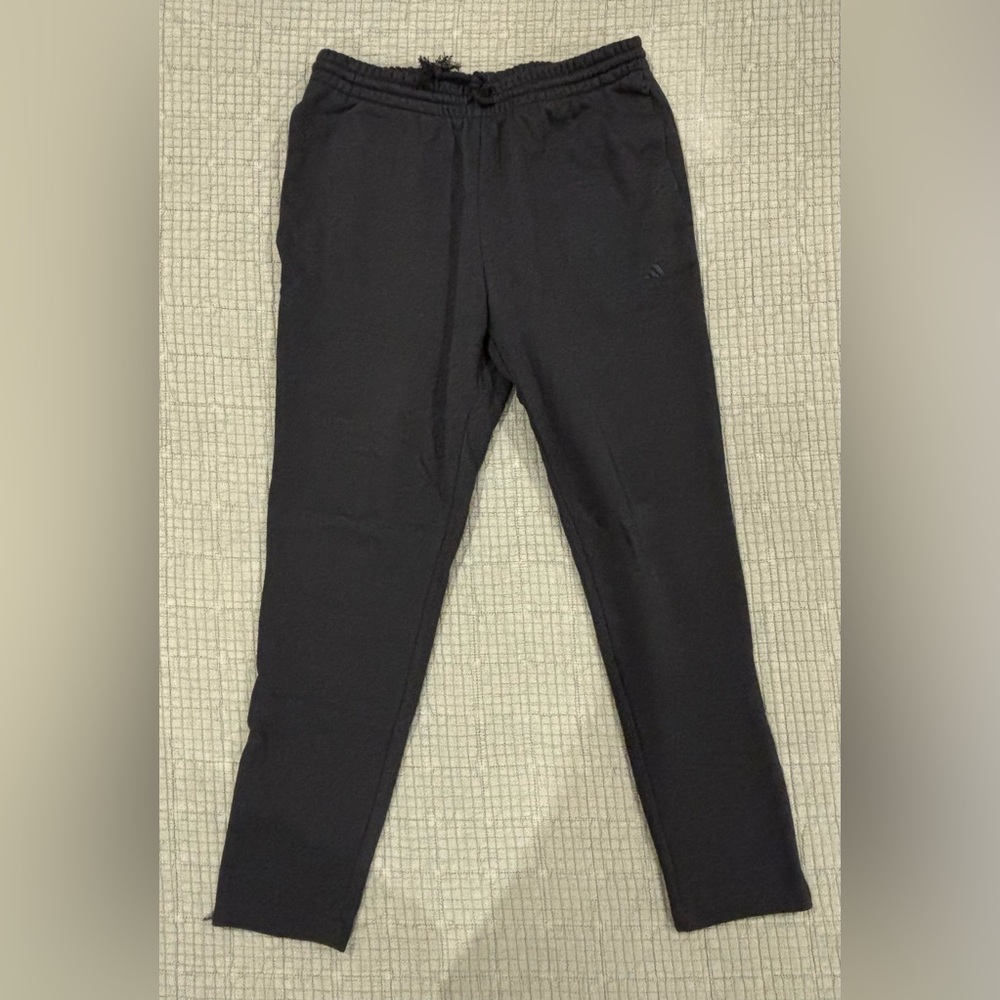Adidas All Season Joggers/Sweats Size Medium